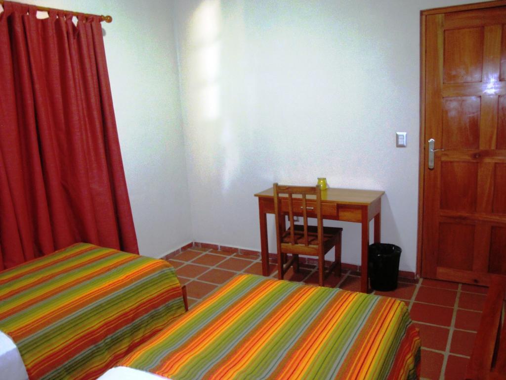 Hotel Iguanito Санта-Каталіна Номер фото